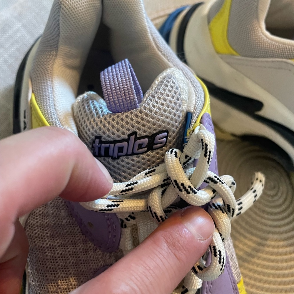 Balenciaga Triple S - Picture 9 of 12